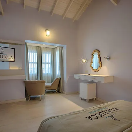 Alalucca Butik - Adults Only 2*